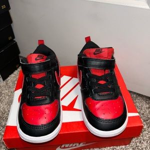 Toddler shoes size 8c